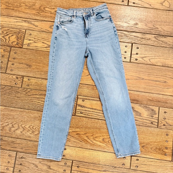 American Eagle Outfitters Mom Jeans - size 4 - Picture 1 of 4